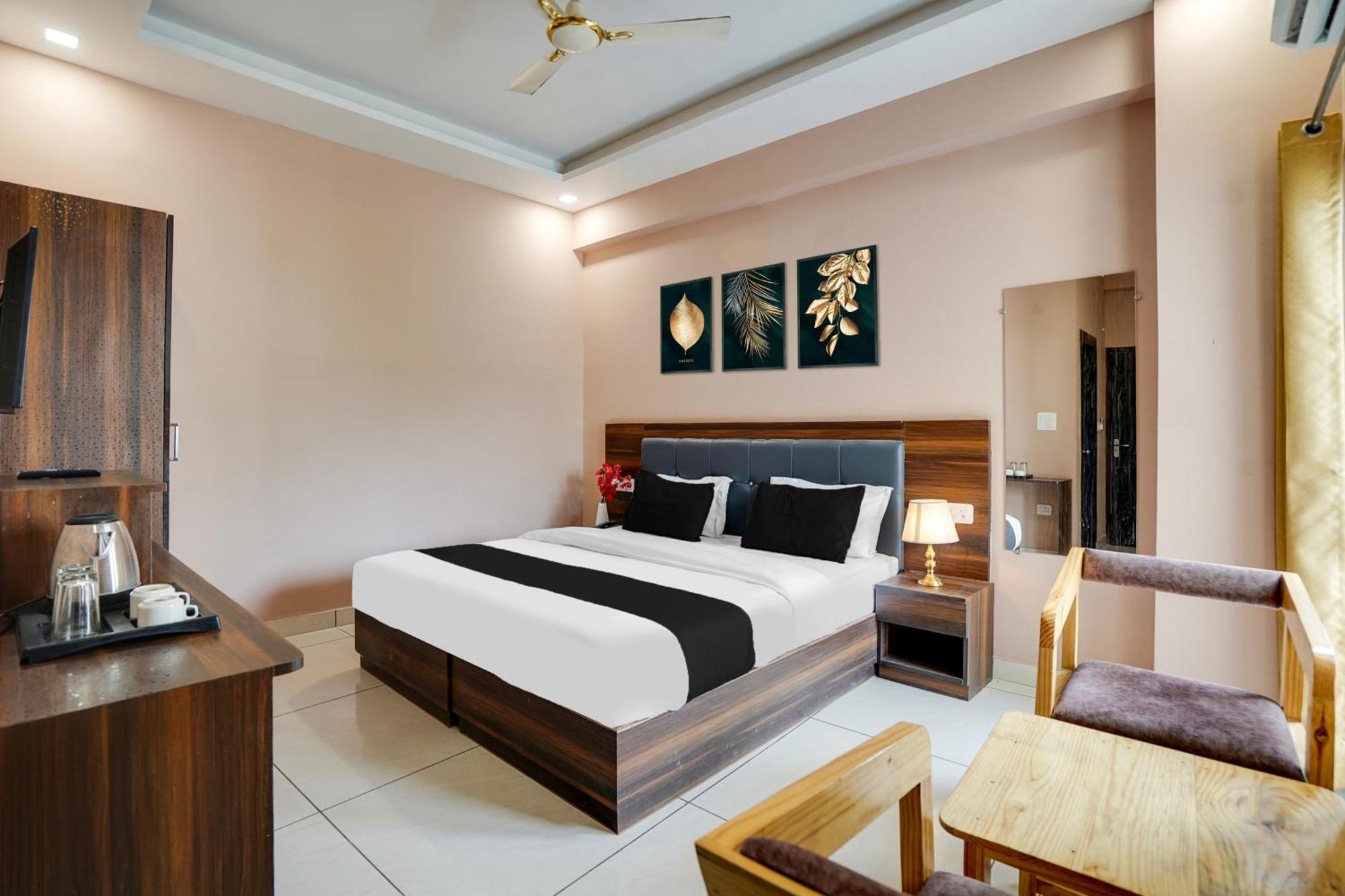 Super Townhouse Tapovan Exterior foto
