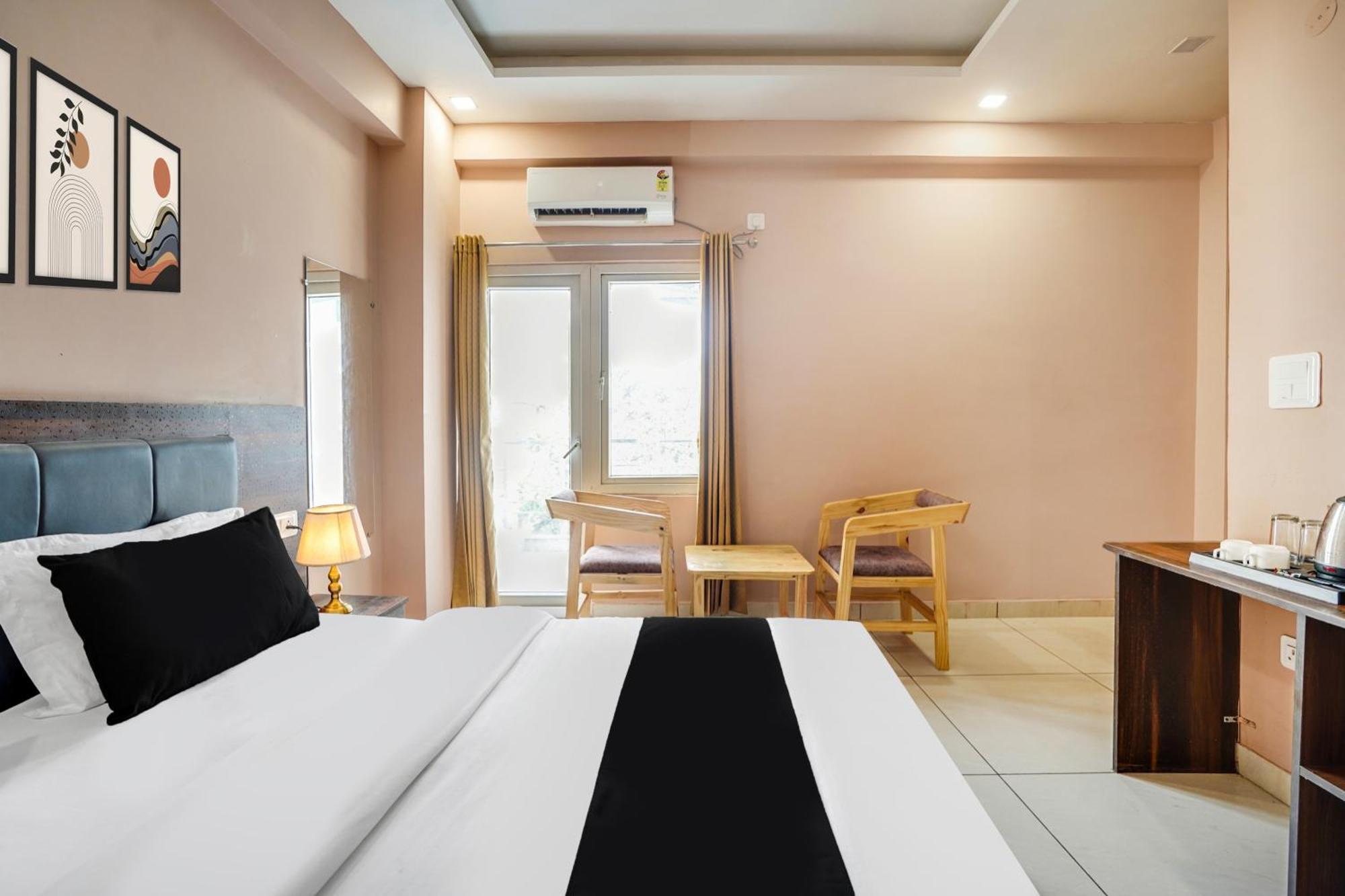 Super Townhouse Tapovan Exterior foto